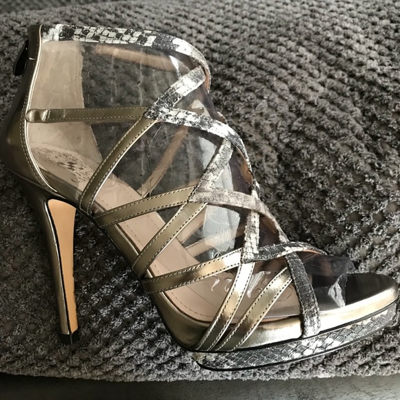 Vince Camuto Steel Metallic Leather Sandals - Picture 7 of 8